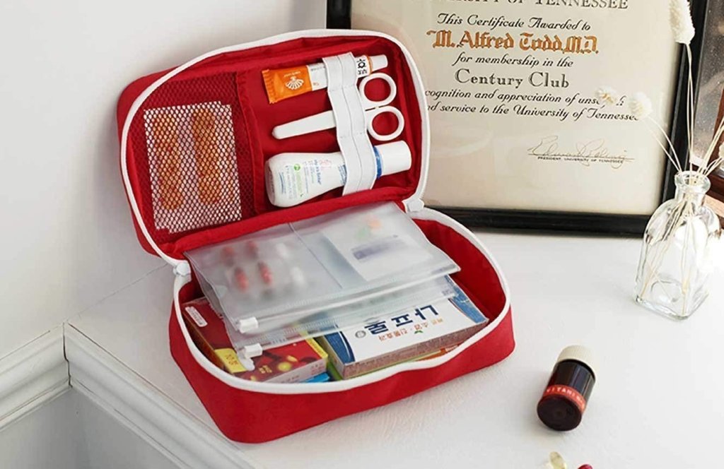 Travel Medicine Pouch First Aid Kit Organizer Bag | Portable Emergency Storage Bag for Car, Office, Home | Empty Medical Box with Compartments (Red, Polyester)
