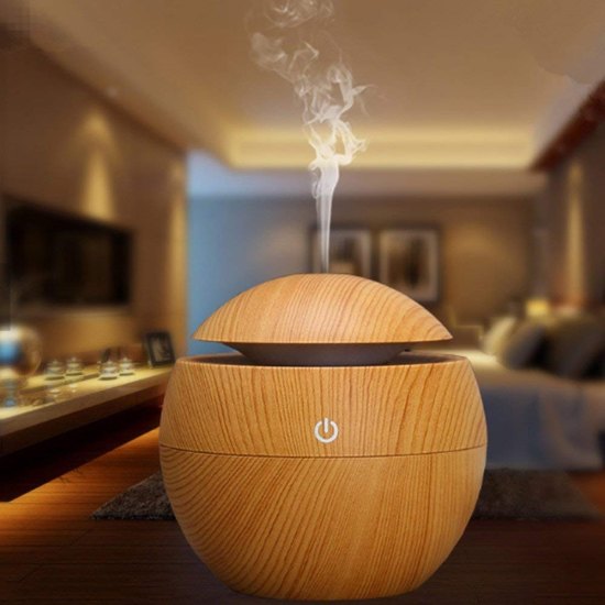 Wooden Cool Mist Humidifier & Essential Oil Diffuser – 130ml Aroma Air Humidifier with 7-Color LED Light | USB Powered for Car, Office, Baby Room | Quiet & Stylish Home Fragrance Solution